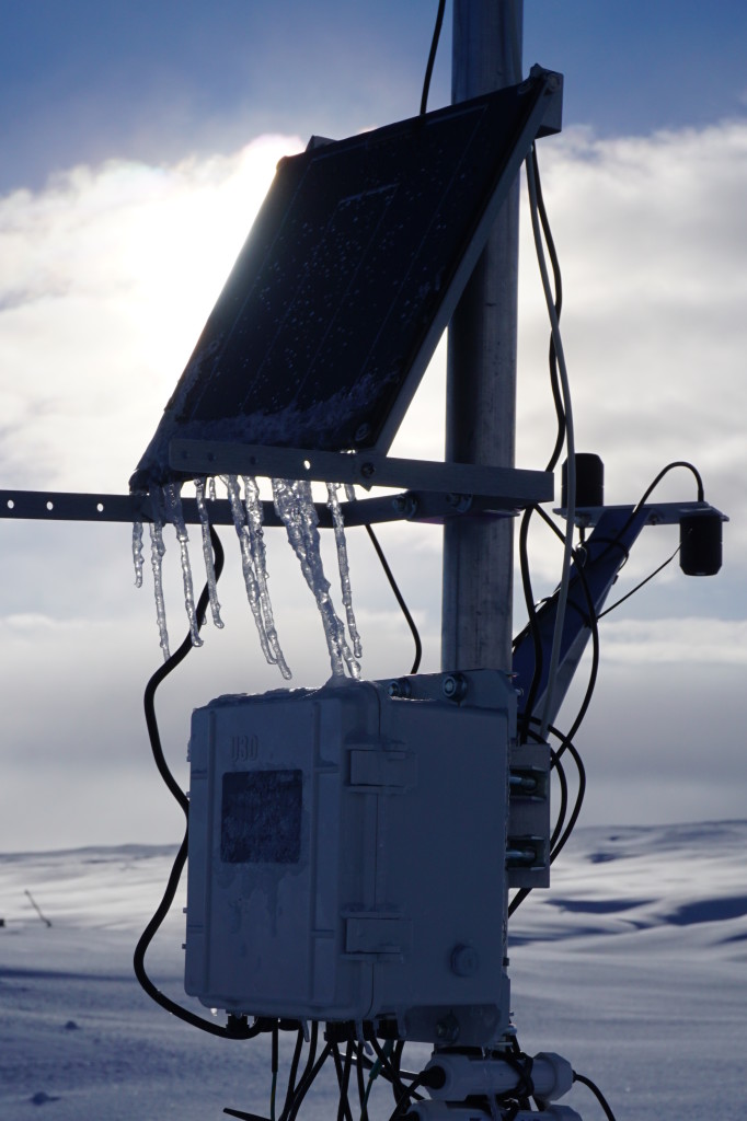 The only instrumentation we were able to install in the first week was our weather station, which was located in camp. Here you can see that the weather station is telling us it's cold.